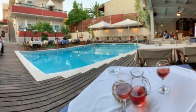 talos https://www.tripadvisor.dk/Restaurant_Review-g1574391-d2193669-Reviews-Talos_Restaurant-Agii_Apostoli_Chania_Town_Chania_Prefecture_Crete.html